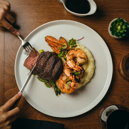 9-4-10 Steakhouse Steakhouse Restaurant