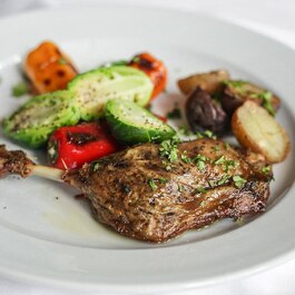 &Agrave; La Table d'Outremont - Restaurants pr&egrave;s de: H2S1P8