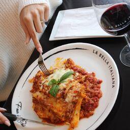 La Bella Italiana (La Belle Italienne) Pizza Restaurant