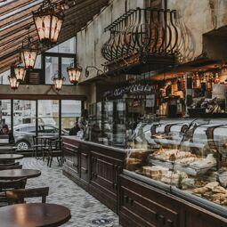 Café Castel RestoMontreal.ca