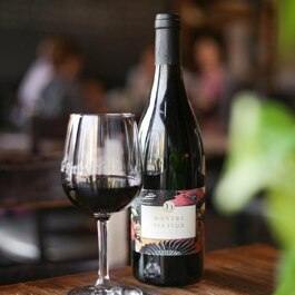 Café Le Petit Flore Bistro Restaurant