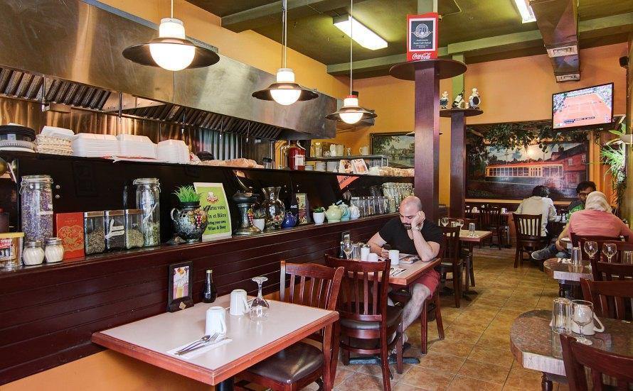 Resto Café Oxford Notre-Dame-de-Grâce (NDG), Montreal - Breakfast Cuisine Restaurant