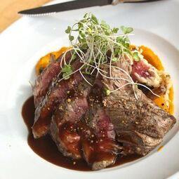 Bistro St-Charles Bistro Restaurant