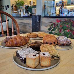 Canard Café  Restaurant Café