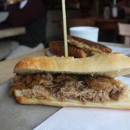 Canard Café  Restaurant Café