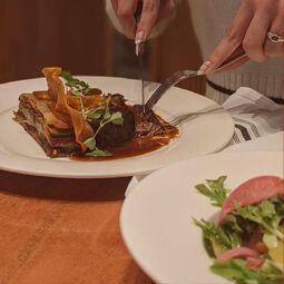 Commodore Restaurant  Restaurant Bistro