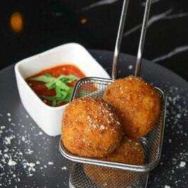 Pizzeria Gusto RestoMontreal.ca