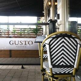 Pizzeria Gusto RestoMontreal.ca