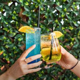 Houston Avenue Bar & Grill RestoMontreal.ca