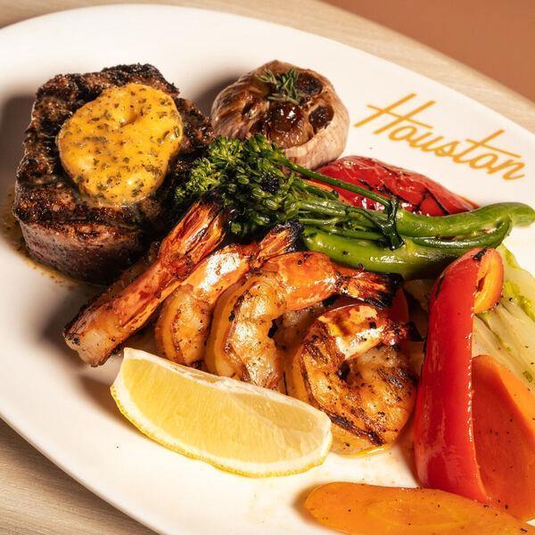 Houston Steak & Fruits De Mer Restaurant Laval, QC