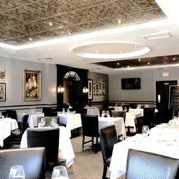 Il Pazzesco Restaurant