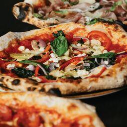 Industria Pizzeria + Bar RestoMontreal.ca