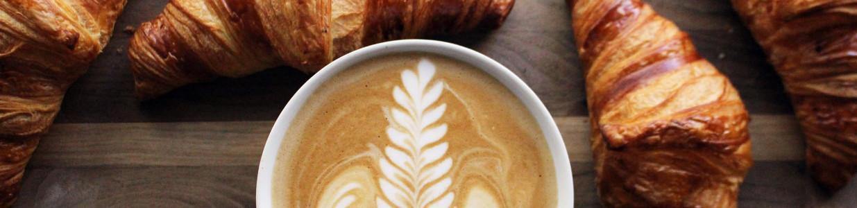 CAFÉ KRÉMA Cover Image