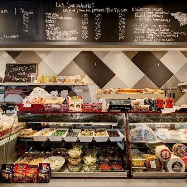 La Grotte des Fromages Restaurant Montreal, QC