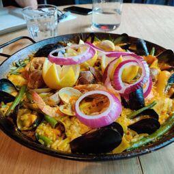 La Paella  Restaurant Espagnole