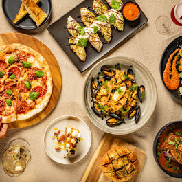 La Piazzetta - Restaurants pr&egrave;s de: J4H1E7