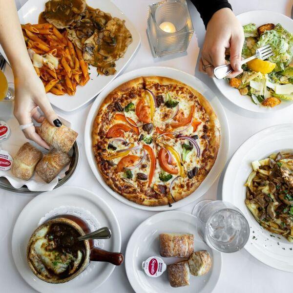 L'Académie Restaurant Laval, QC