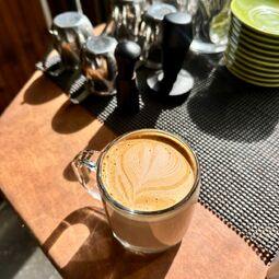 Le RAVITO Café-Buvette RestoMontreal.ca