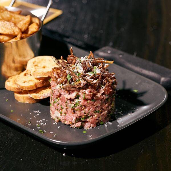 Le Saloon Bistro Bar - Restaurant Cuisine Bistro Le Village/Centre Sud, Montréal