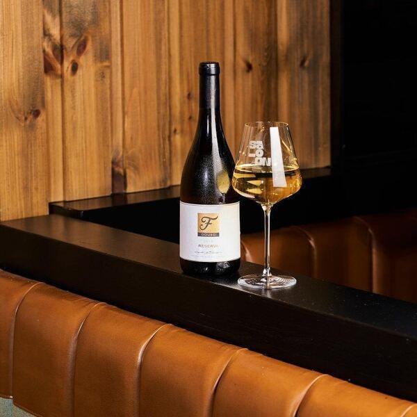 Le Saloon Bistro Bar - Restaurant Cuisine Bistro Le Village/Centre Sud, Montréal