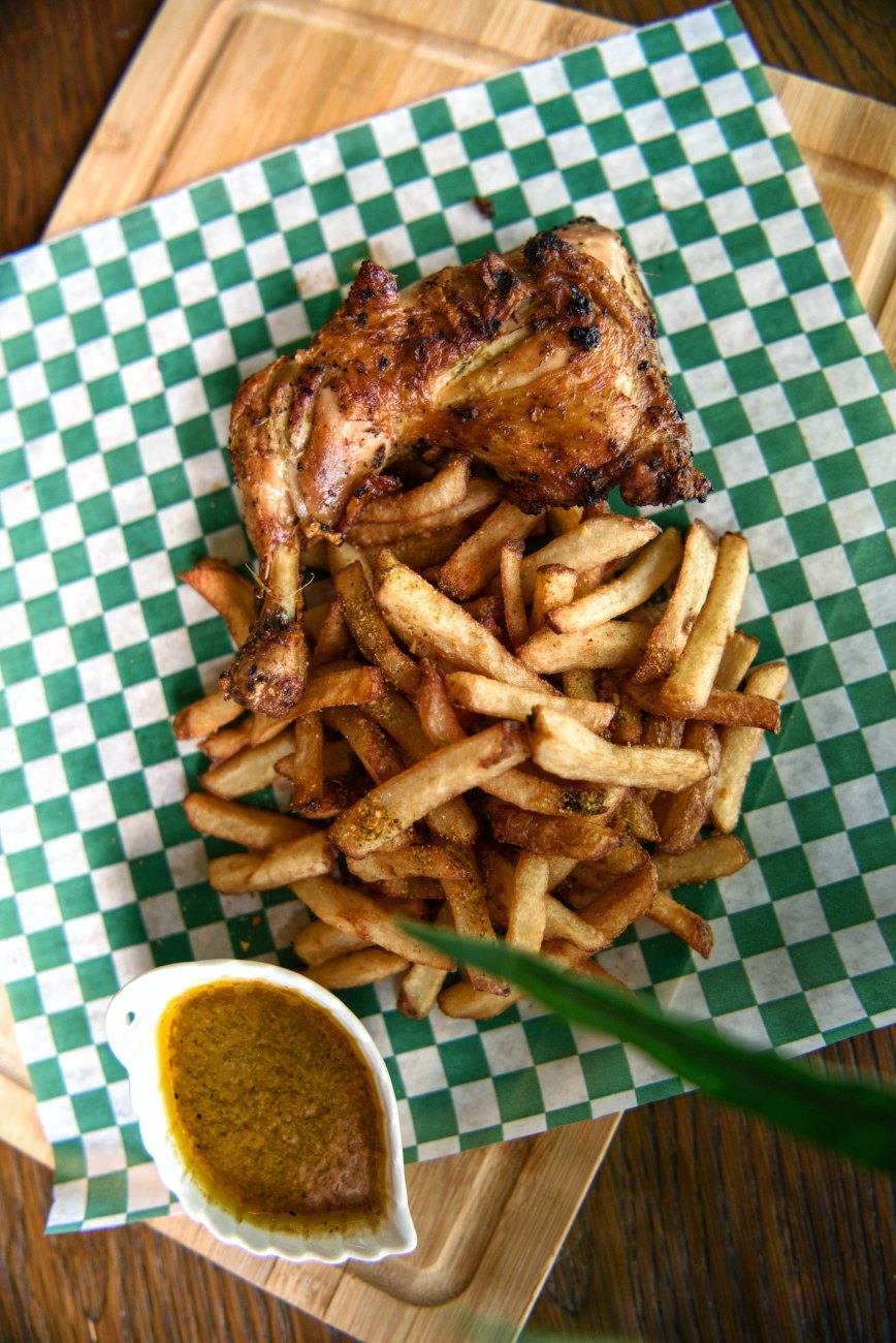 Le Uptown Montreal - Grilled Chicken & Congolese Grill