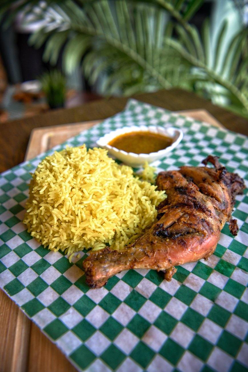Le Uptown Montreal - Grilled Chicken & Congolese Grill
