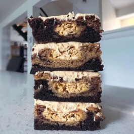 Les Brownies Blissful  Restaurant Desserts et Sucreries