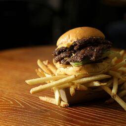 L'Hamburger RestoMontreal.ca