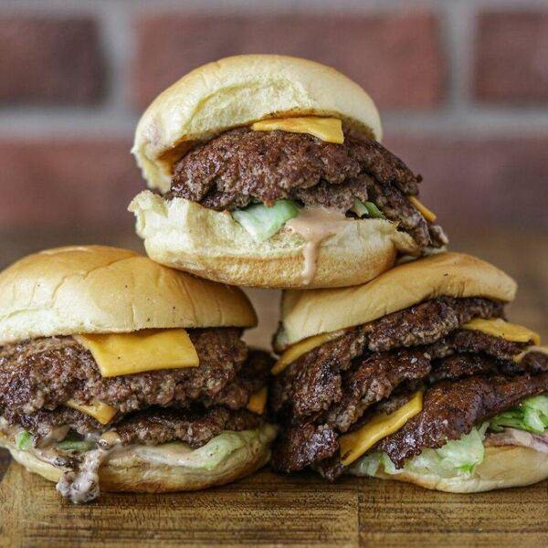 L'Hamburger Restaurant Laval, QC