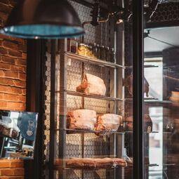 Lucille's Mont-Tremblant RestoMontreal.ca