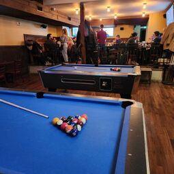 Maison Publique McLean's Pub Food Restaurant