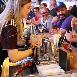 Maison Publique McLean's Pub Food Restaurant