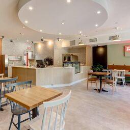 Mekan & Beyond - Burger Authentique  Restaurant Burgers