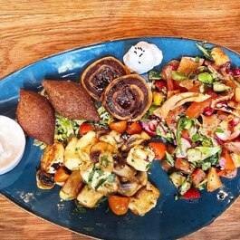 Mezza & co Lebanese Restaurant