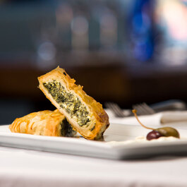 Petros Taverne Grecque RestoMontreal.ca