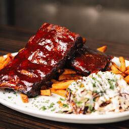 Plaza Martini Grill RestoMontreal.ca