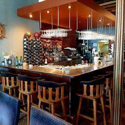 Porto Mar Restaurant RestoMontreal.ca