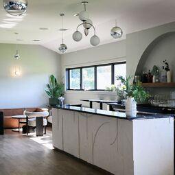 Restaurant Falcon RestoMontreal.ca