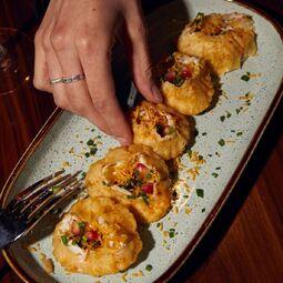 Restaurant Falcon RestoMontreal.ca