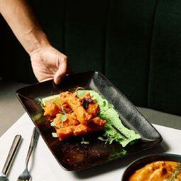 Restaurant Falcon RestoMontreal.ca