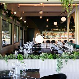 Restaurant Falcon RestoMontreal.ca