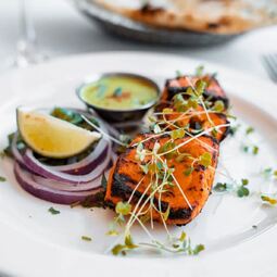 Restaurant Falcon RestoMontreal.ca