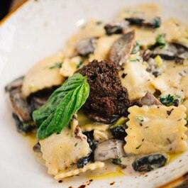 Restaurant Luce RestoMontreal.ca