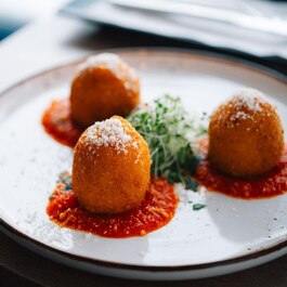 Restaurant Luce RestoMontreal.ca