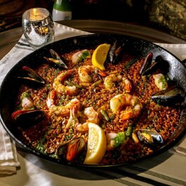 Ib&eacute;ricos Taverne &agrave; Tapas Espagnoles - Restaurants pr&egrave;s de: H2J2K8