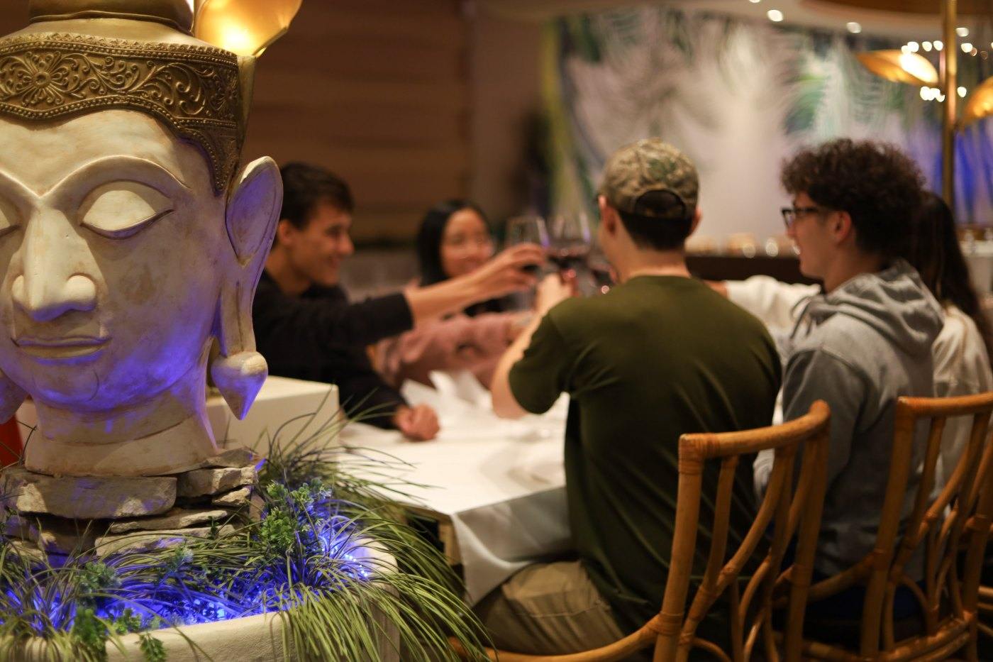 Sawadika Festin Thailandais - Restaurant Cuisine Thaïlandaise Ville Saint-Laurent, Montréal