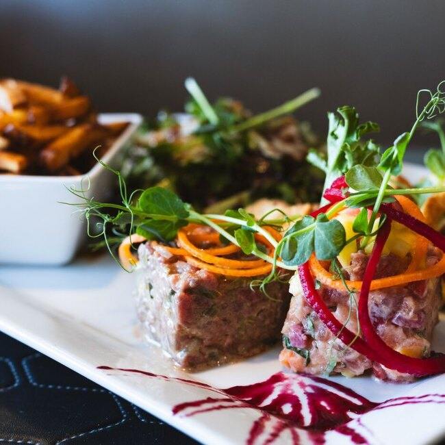 Steakhouse St-Charles Restaurant