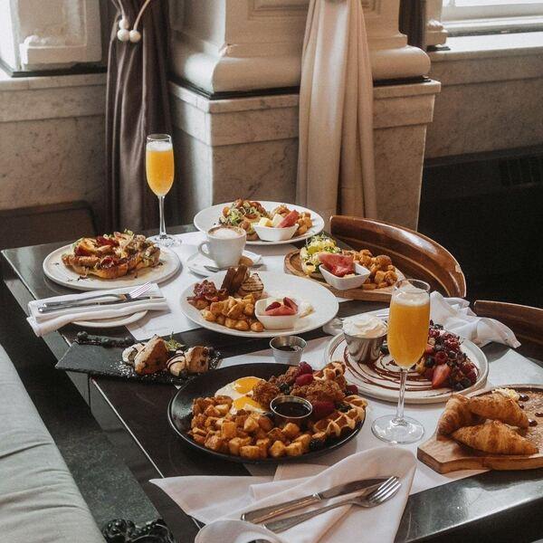 Brasserie 701 Restaurant Montreal, QC