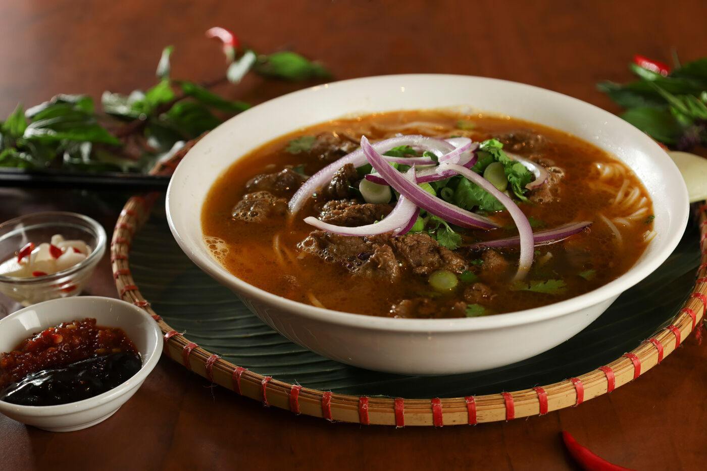 T'ami Restaurant - Restaurant Cuisine Vietnamienne Petite-Italie, Montréal