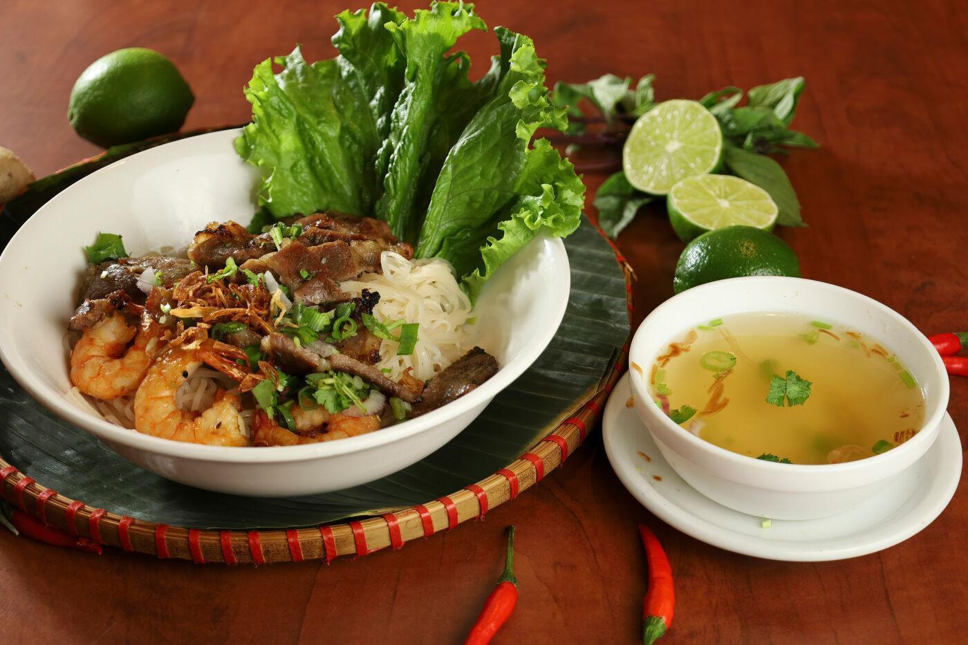 T'ami Restaurant - Restaurant Cuisine Vietnamienne Petite-Italie, Montréal